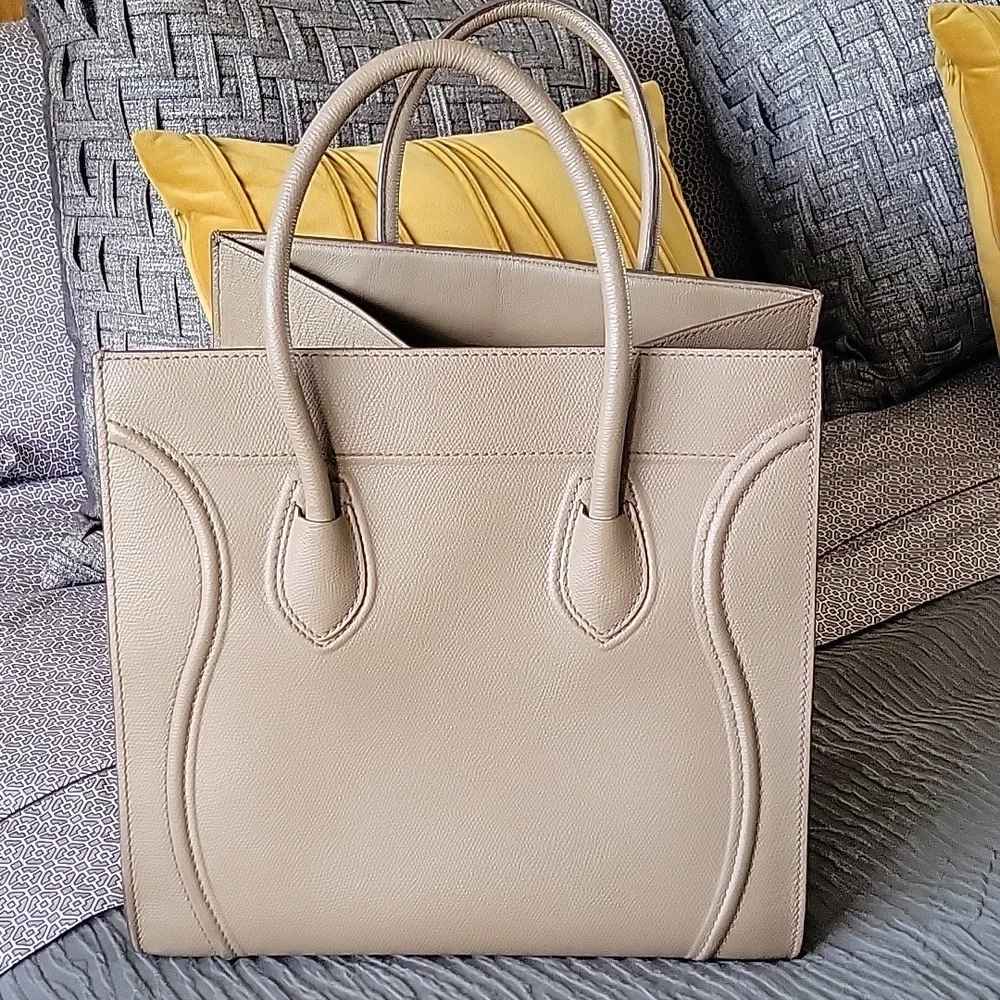 Celine Medium Phantom Beige/Tan Leather Tote - Picture 2 of 11